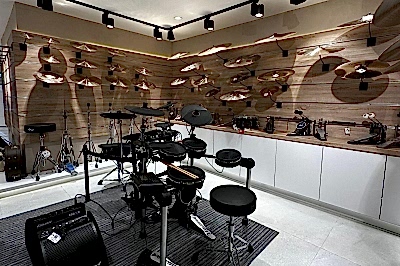 Adana, Çukurova - Turgut Özal Mağazası, Fotoğraf: (5/8)