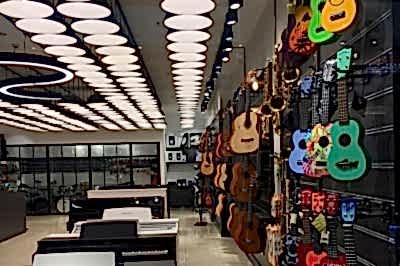 İstanbul, A Plus AVM Mağazası, Fotoğraf: (4/6)