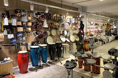 İstanbul, Beyoğlu (Tünel) Davul & Perküsyon Mağazası, Fotoğraf: (4/9)