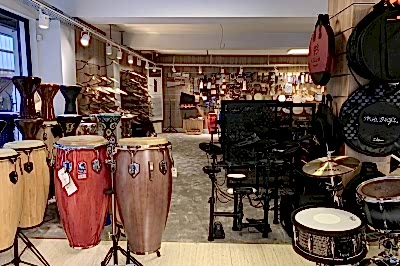 İstanbul, Beyoğlu (Tünel) Davul & Perküsyon Mağazası, Fotoğraf: (9/9)