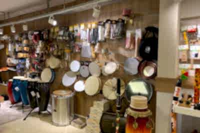 İstanbul, Beyoğlu (Tünel) Davul & Perküsyon Mağazası, Fotoğraf: (6/9)