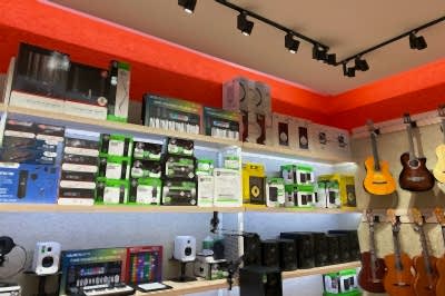 İzmir, Agora AVM Mağazası, Fotoğraf: (1/6)